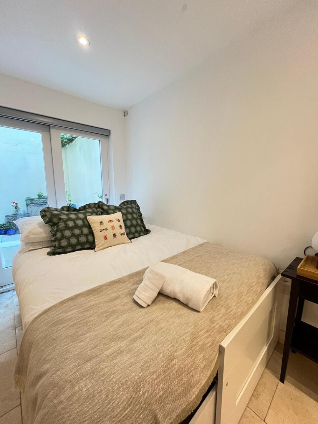 Holiday home Holland Park Hideaway: A Stylish Escape London